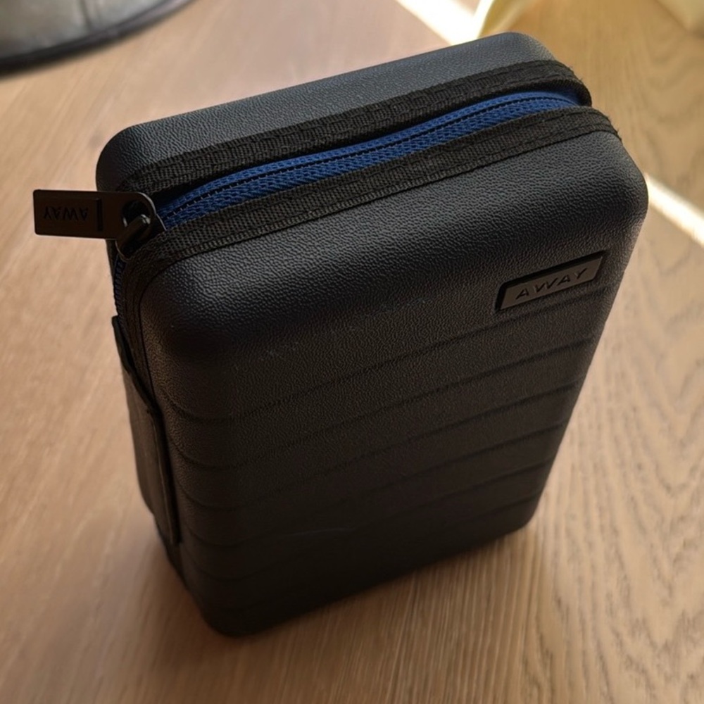 United x Away Mini luggage